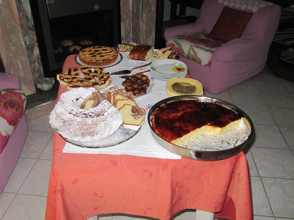Montagne Rocciose Bed and Breakfast Frascineto Εξωτερικό φωτογραφία