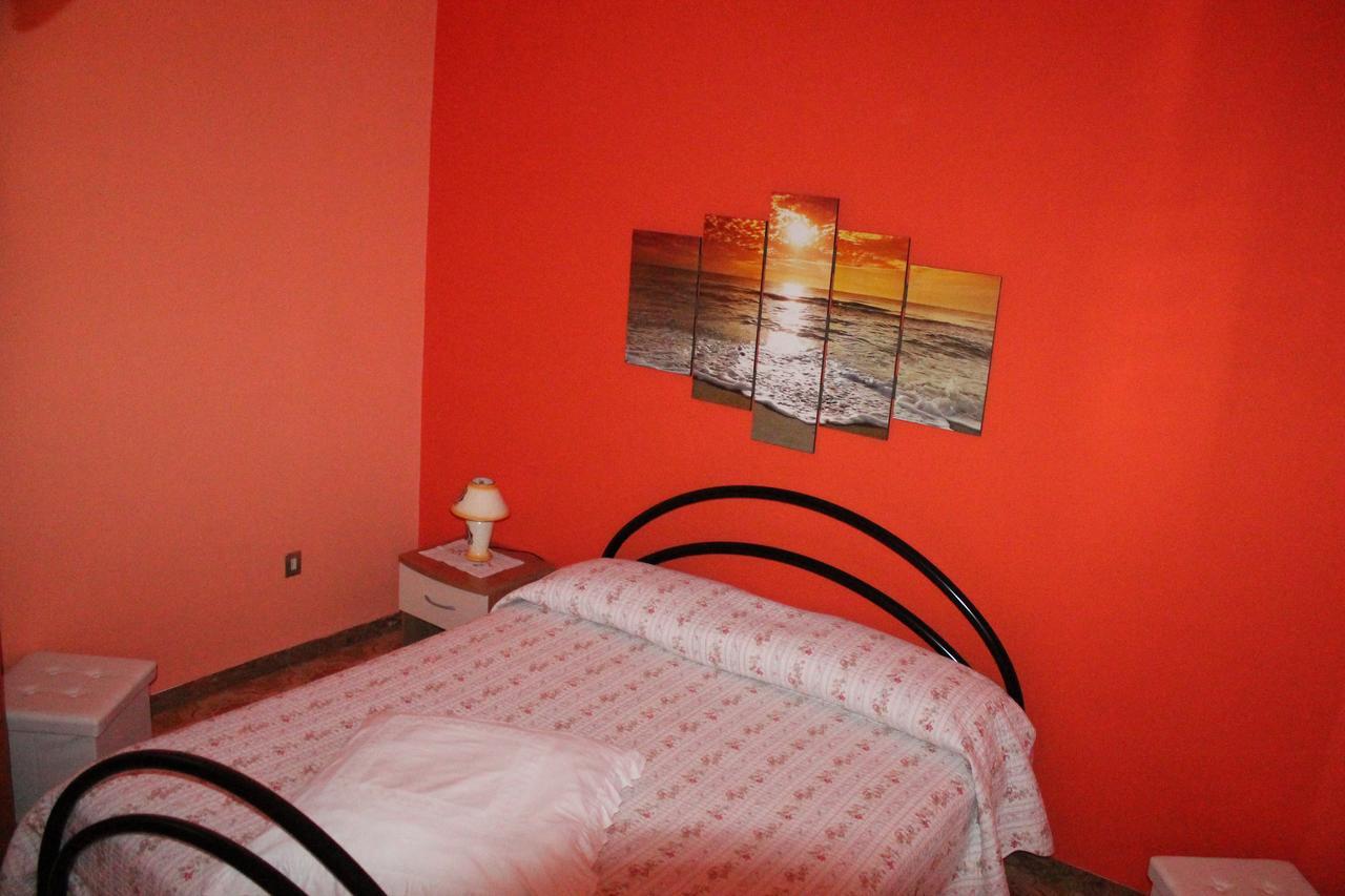 Montagne Rocciose Bed and Breakfast Frascineto Εξωτερικό φωτογραφία